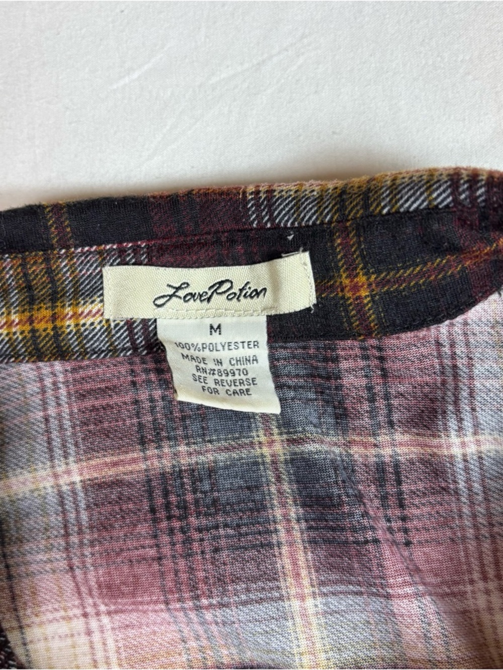 Love Potion Plaid Twist Front Shirt Women’s M Burgundy Long Sleeve Casual Top - Picture 2 of 8